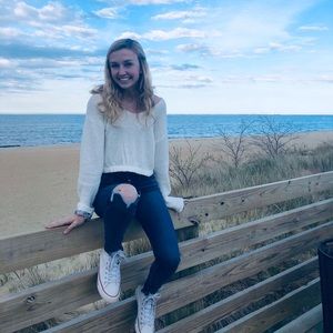 Meet your Posher, Maggie